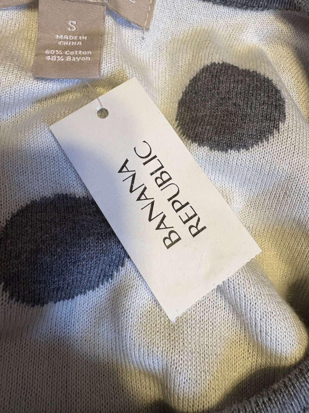 BANANA REPUBLIC SIZE SMALL