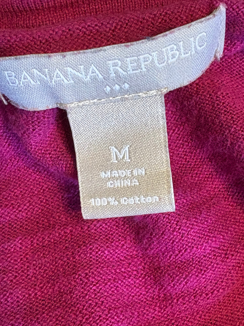 BANANA REPUBLIC SIZE MEDIUM