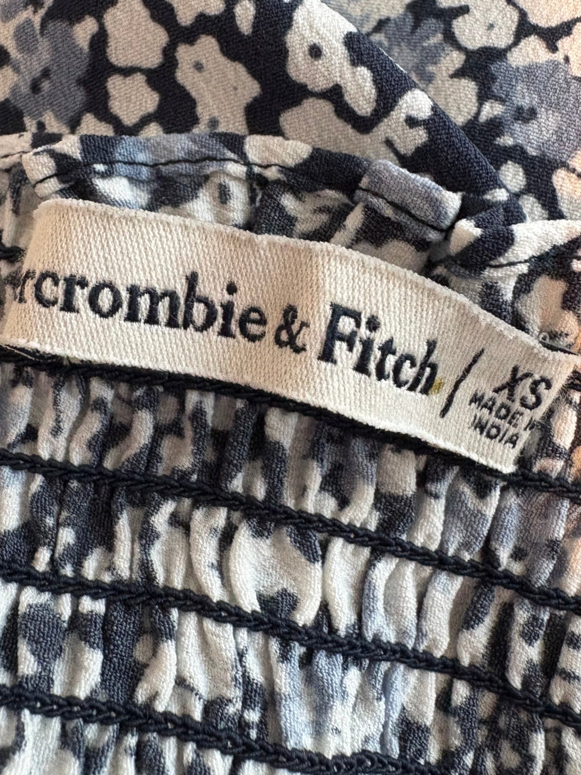 ABERCROMBIE & FITCH XS