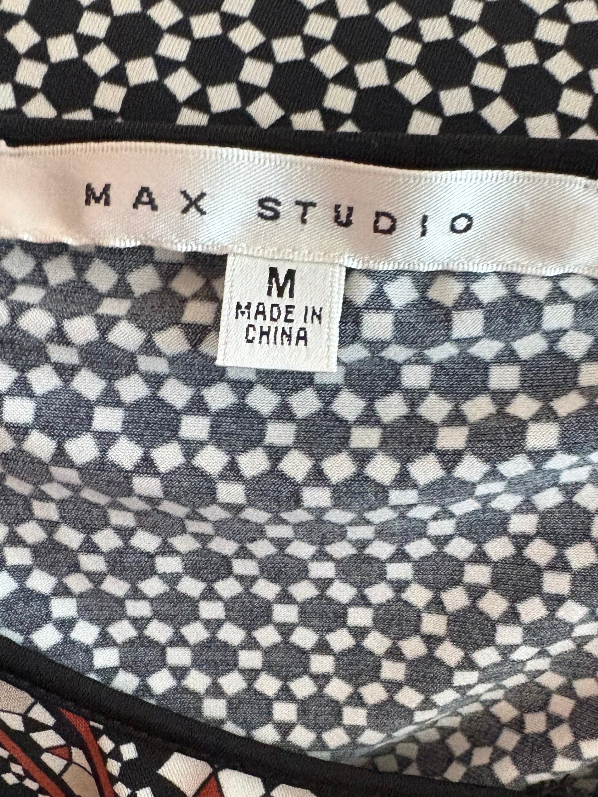 MAX STUDIO SIDE M