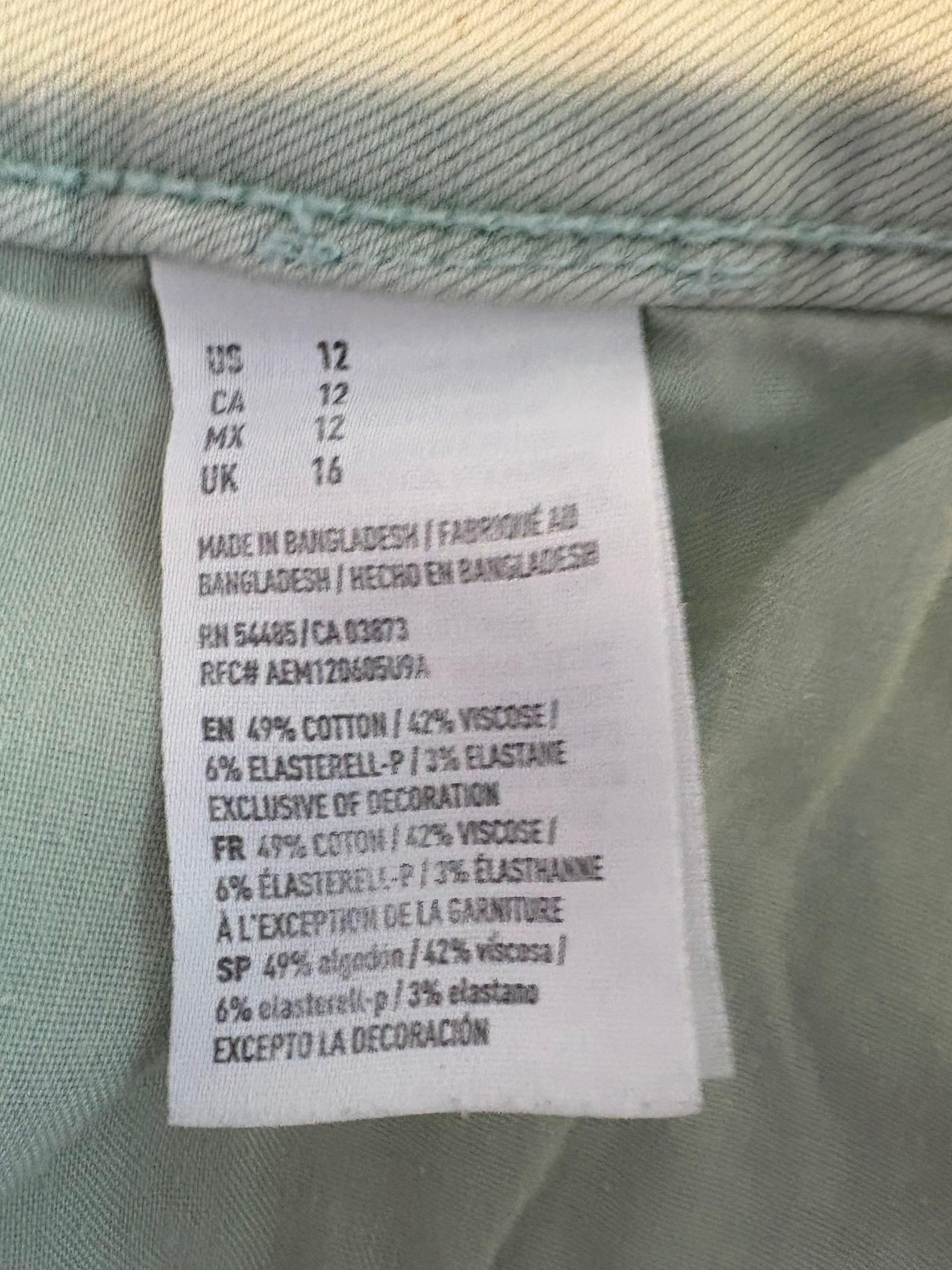 AMERICAN EAGLE SIZE 12