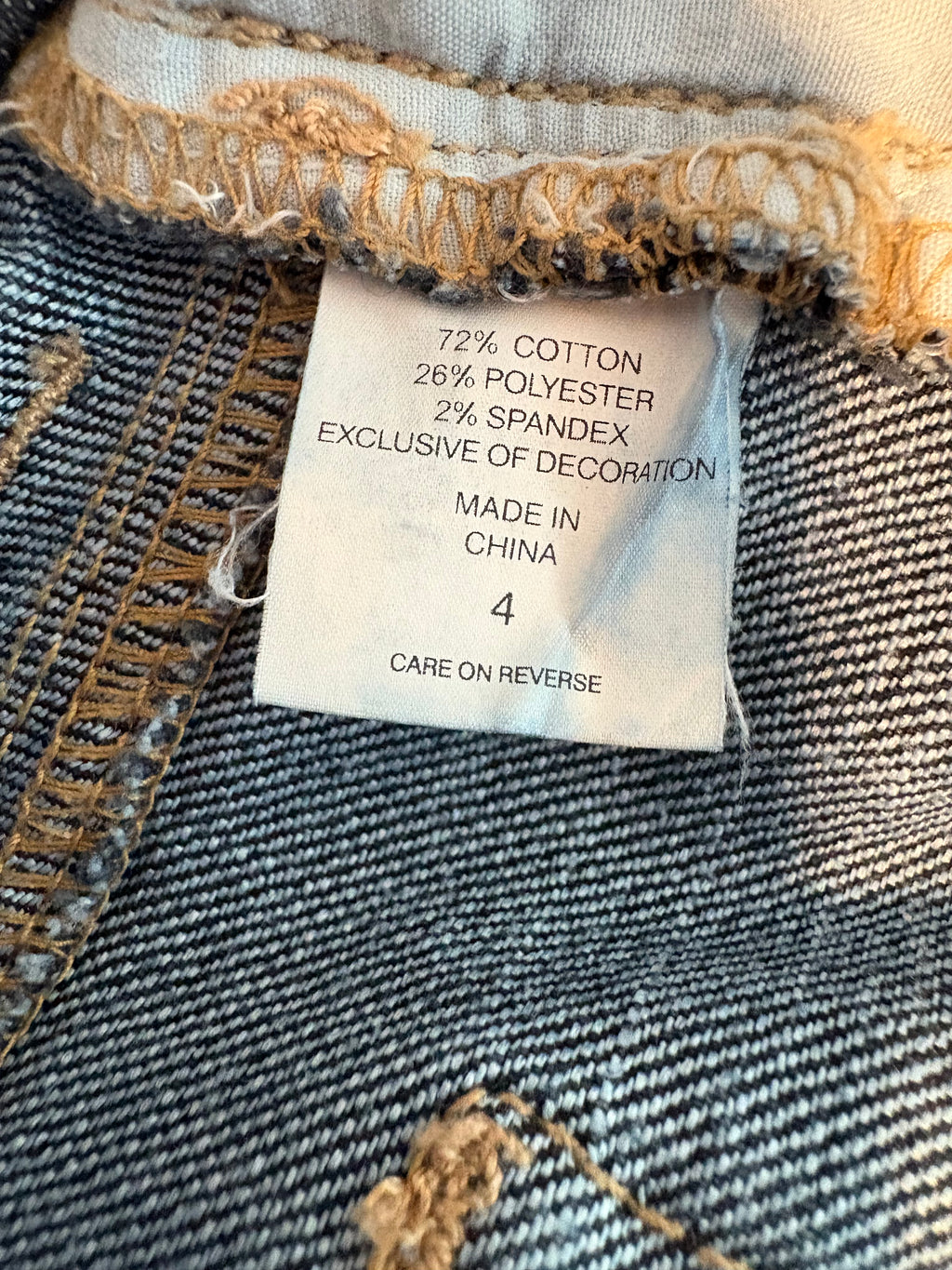 NEW YORK & COMPANY SIZE 4