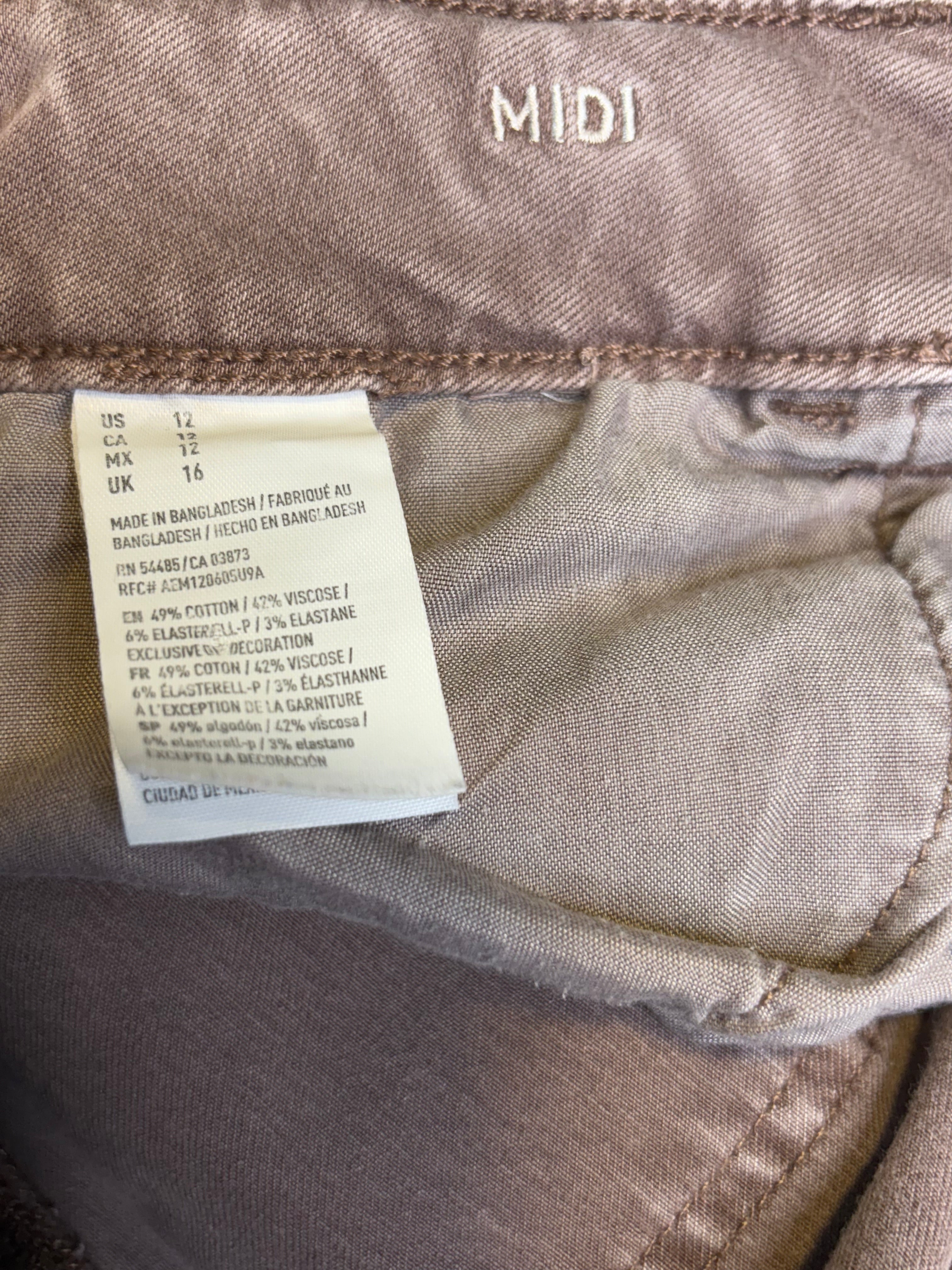 AMERICAN EAGLE SIZE 12